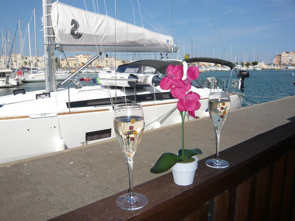 Hotel Port Beach Gruissan Εξωτερικό φωτογραφία